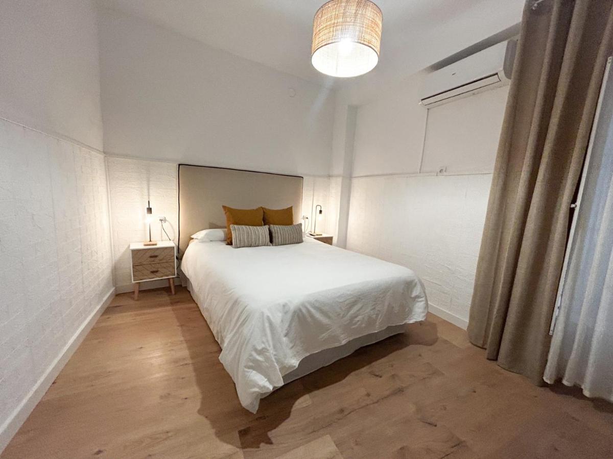 Apartamento Plaza Castilleja de la Cuesta Exteriör bild
